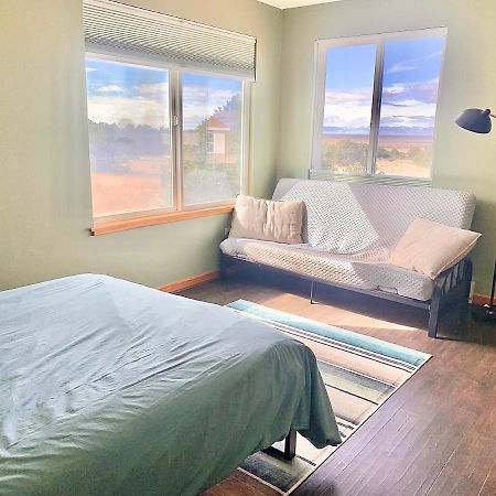 Cozy Remote Retreat • Mountain Views • Stargazing Βίλα Crestone Εξωτερικό φωτογραφία